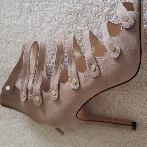 Vince Camuto gold and tan heel size 7M 37 NWOT 4 " heels - Picture 8 of 11